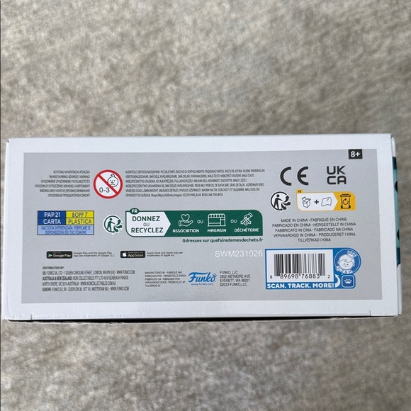 Funko Pop Eddie Figure with Red and Black Design - Picture 5 of 5